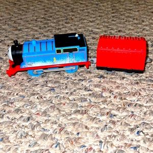 THOMAS & AND FRIENDS MOTORIZED TRACKMASTER SNOWY TRAIN & CARGO WORKS